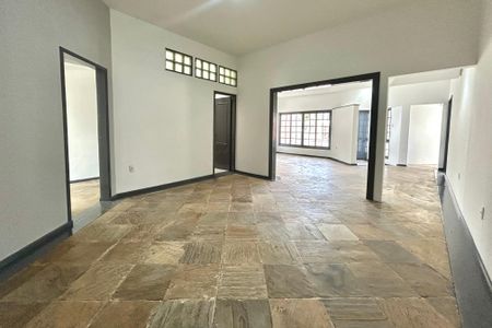 Casa para alugar com 335m², 3 quartos e 4 vagasSala 2