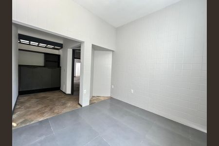 Casa para alugar com 335m², 3 quartos e 4 vagasCozinha 