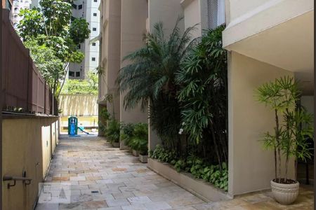 Apartamento à venda com 139m², 3 quartos e 1 vaga Apartamento à venda com 139m², 3 quartos e 1 vagaÁrea comum