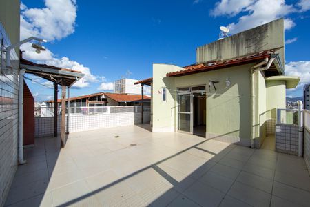 Apartamento para alugar com 120m², 4 quartos e 1 vaga