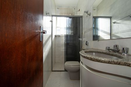 Apartamento para alugar com 120m², 4 quartos e 1 vaga