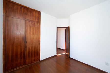 Apartamento para alugar com 120m², 4 quartos e 1 vaga
