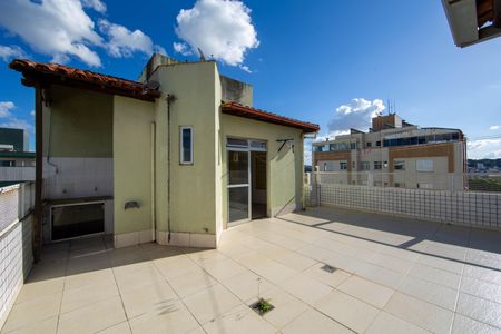 Apartamento para alugar com 120m², 4 quartos e 1 vaga