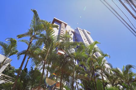 Apartamento para alugar com 138m², 4 quartos e 2 vagasFachada