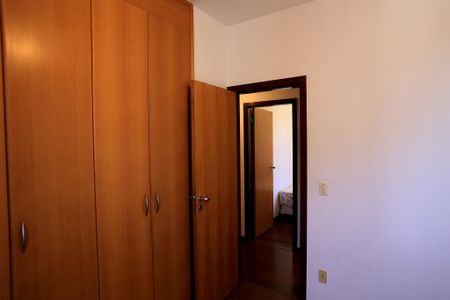Apartamento para alugar com 138m², 4 quartos e 2 vagasQuarto