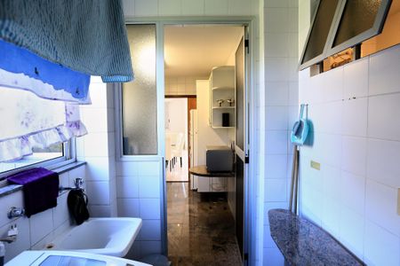 Apartamento para alugar com 138m², 4 quartos e 2 vagasÁrea de Serviço