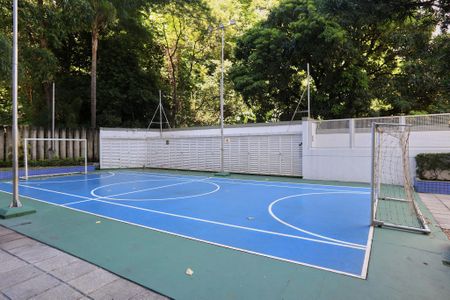 Apartamento para alugar com 138m², 4 quartos e 2 vagasQuadra