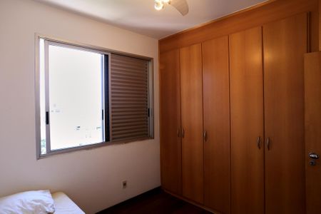 Apartamento para alugar com 138m², 4 quartos e 2 vagasQuarto