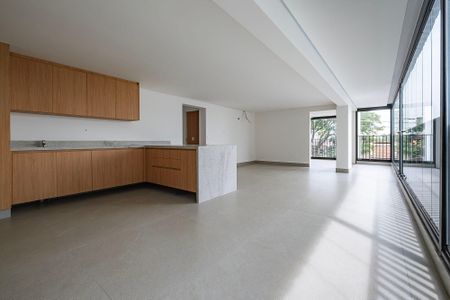 Apartamento à venda com 117m², 2 quartos e 2 vagas Apartamento à venda com 117m², 2 quartos e 2 vagasSala/Cozinha