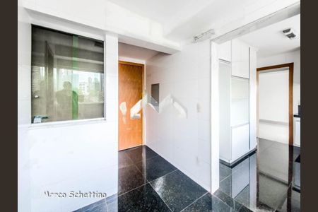 Apartamento à venda com 3 quartos, 102m² em Funcionários, Belo Horizonte