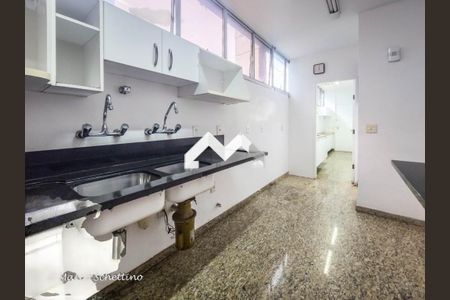 Apartamento à venda com 275m², 4 quartos e 3 vagas