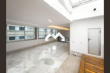Apartamento à venda com 275m², 4 quartos e 3 vagas