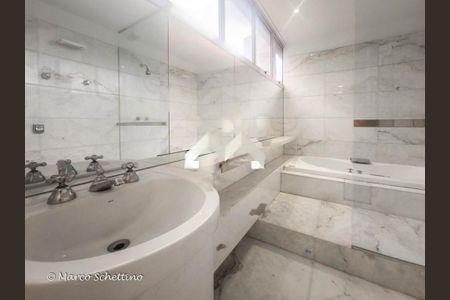 Apartamento à venda com 275m², 4 quartos e 3 vagas