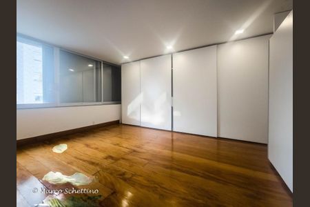 Apartamento à venda com 275m², 4 quartos e 3 vagas