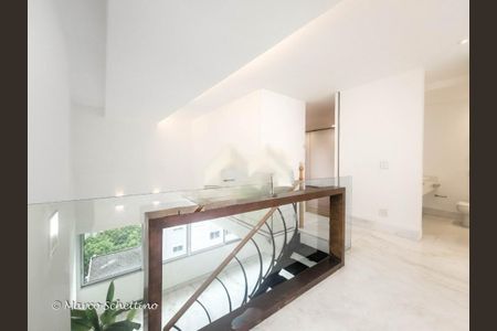 Apartamento à venda com 275m², 4 quartos e 3 vagas