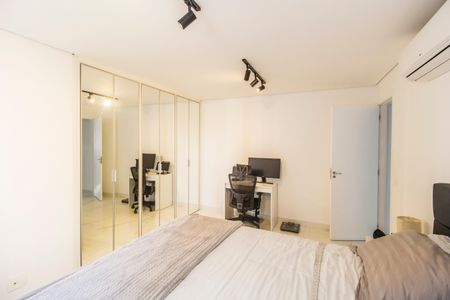 Apartamento à venda com 142m², 2 quartos e 2 vagasSuíte 1