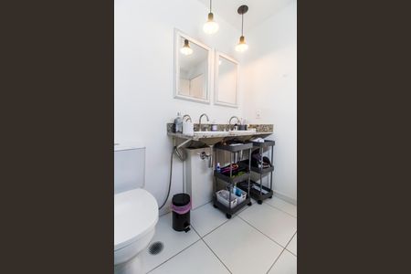 Apartamento à venda com 142m², 2 quartos e 2 vagasBanheiro da Suíte