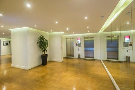 Apartamento à venda com 142m², 2 quartos e 2 vagasHall de entrada