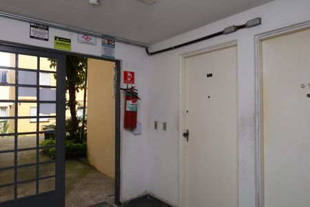 Apartamento para alugar com 54m², 2 quartos e 1 vagaÁrea comum - Saguão do prédio