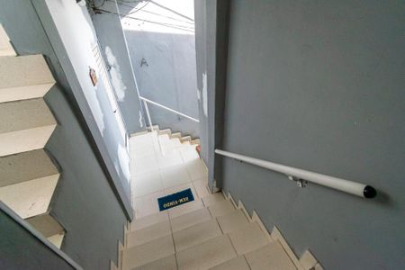Apartamento à venda com 80m², 3 quartos e sem vagaEscada de acesso do imóvel