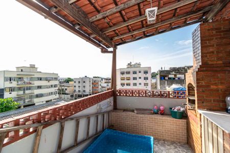 Apartamento à venda com 80m², 3 quartos e sem vagaVaranda e Área de serviço