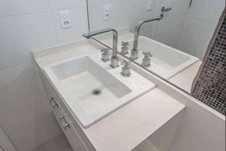 Apartamento para alugar com 106m², 2 quartos e 2 vagasBanheiro da Suíte 2