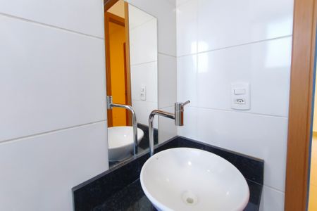 Banheiro de apartamento à venda com 2 quartos, 42m² em Jardim Bom Sucesso, Campinas