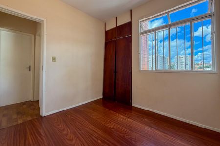 Apartamento à venda com 70m², 2 quartos e 1 vaga