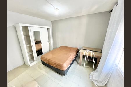 Sala/Quarto de casa para alugar com 1 quarto, 25m² em Vila Roque, São Paulo