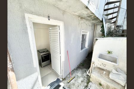 Casa para alugar com 25m², 1 quarto e sem vagaÁrea de Serviço