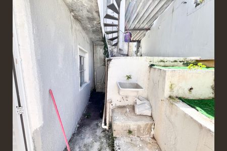 Casa para alugar com 25m², 1 quarto e sem vagaÁrea de Serviço