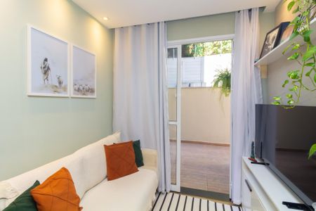 Sala de apartamento para alugar com 2 quartos, 73m² em Cidade Líder, São Paulo