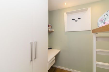 Apartamento à venda com 73m², 2 quartos e 1 vagaQuarto 2