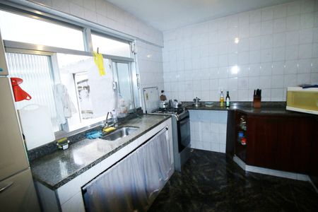 Casa à venda com 200m², 2 quartos e sem vagaCozinha