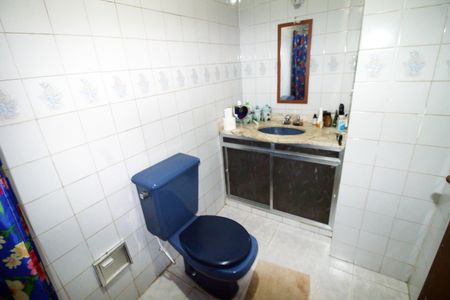 Casa à venda com 200m², 2 quartos e sem vagaBanheiro Social