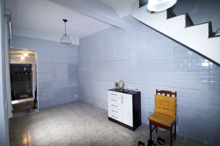 Casa à venda com 200m², 2 quartos e sem vagaSala