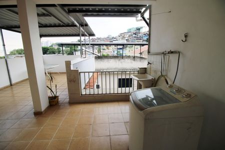 Casa para alugar com 200m², 2 quartos e sem vagaÁrea de Serviço