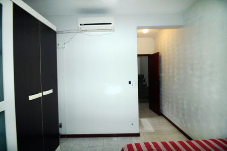 Casa à venda com 200m², 2 quartos e sem vagaQuarto 1 - Suíte