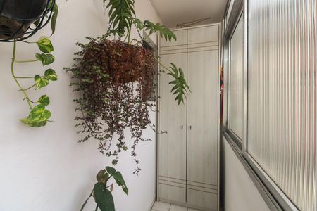 Apartamento à venda com 73m², 2 quartos e sem vaga Apartamento à venda com 73m², 2 quartos e sem vagaVaranda