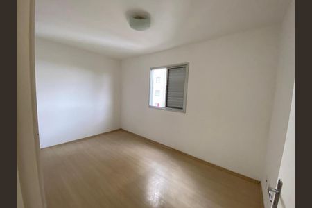 Quarto de apartamento à venda com 1 quarto, 52m² em Vila Liviero, São Paulo