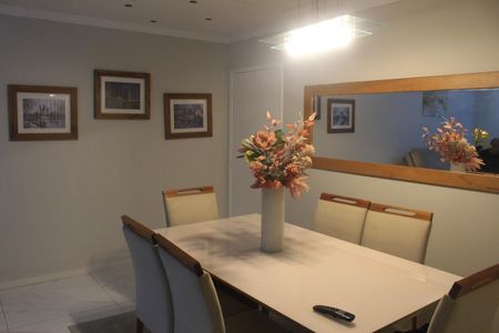 Apartamento à venda com 78m², 2 quartos e 1 vagaSala