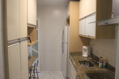 Apartamento à venda com 78m², 2 quartos e 1 vagaCozinha