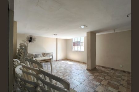 Apartamento para alugar com 98m², 2 quartos e 1 vaga Apartamento para alugar com 98m², 2 quartos e 1 vagaÁrea comum - Salão de festas