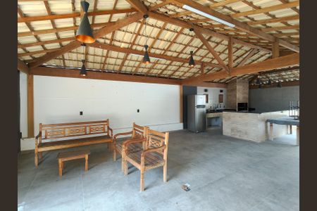 Apartamento para alugar com 98m², 2 quartos e 1 vaga Apartamento para alugar com 98m², 2 quartos e 1 vagaÁrea comum - Churrasqueira