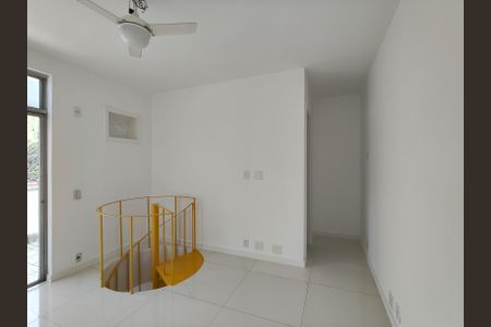 Apartamento para alugar com 98m², 2 quartos e 1 vaga Apartamento para alugar com 98m², 2 quartos e 1 vagaSala
