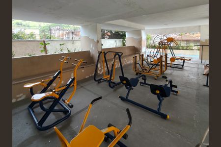 Apartamento para alugar com 98m², 2 quartos e 1 vaga Apartamento para alugar com 98m², 2 quartos e 1 vagaÁrea comum - Academia