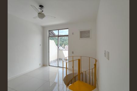 Apartamento para alugar com 98m², 2 quartos e 1 vaga Apartamento para alugar com 98m², 2 quartos e 1 vagaSala