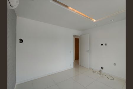 Apartamento para alugar com 98m², 2 quartos e 1 vaga Apartamento para alugar com 98m², 2 quartos e 1 vagaQuarto