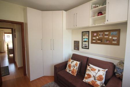 Casa de condomínio à venda com 186m², 3 quartos e 2 vagas Casa de condomínio à venda com 186m², 3 quartos e 2 vagasQuarto 2