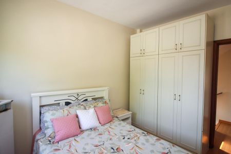 Casa de condomínio à venda com 186m², 3 quartos e 2 vagas Casa de condomínio à venda com 186m², 3 quartos e 2 vagasQuarto 2